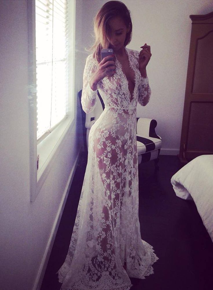 White Sexy Deep V-neck Long Sleeve Lace Wedding Dresses