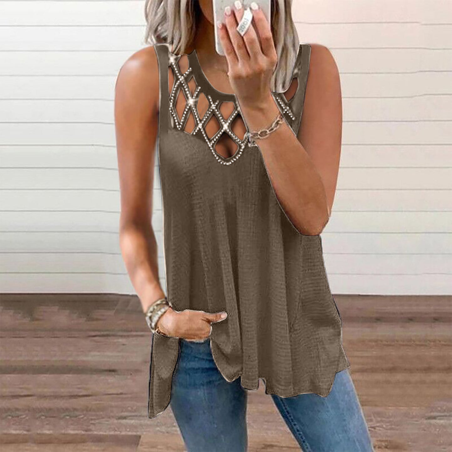 Women's Sexy Rhinestone Sleeveless Solid Color T-shirt Tops