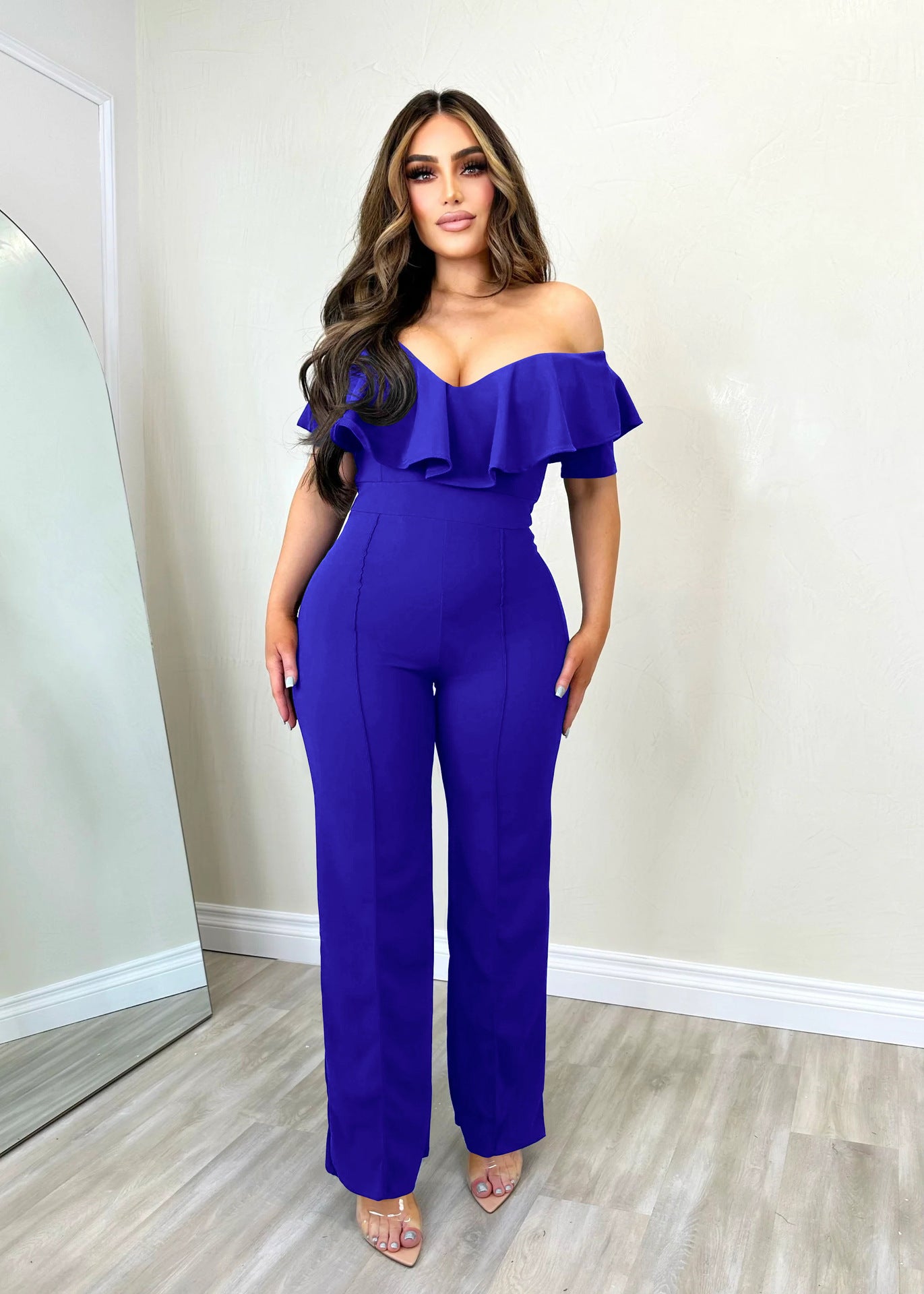 Glamouröser, sexy Jumpsuit mit Volant und Taillenbesatz für Damen