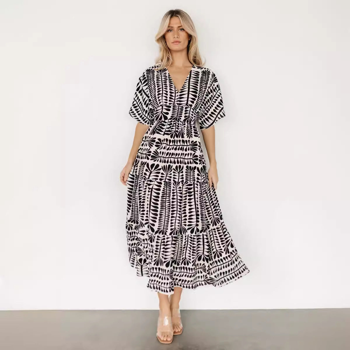 Langes, gestreiftes Retro-Kleid für Damen im Bohemian-Stil mit hoher Taille und bedruckten Ärmeln