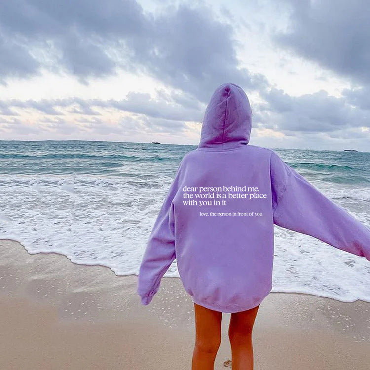 Pull à capuche brossé pour femme avec lettre et slogan imprimé avec poche kangourou