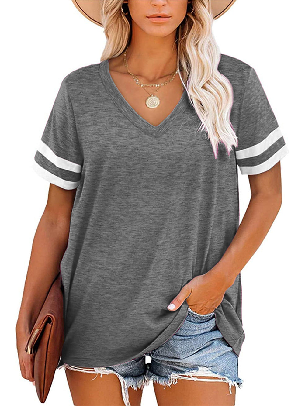 Women's Summer V-neck Sleeve Color T-shirt Loose Shorts