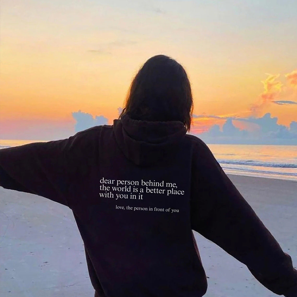 Pull à capuche brossé pour femme avec lettre et slogan imprimé avec poche kangourou