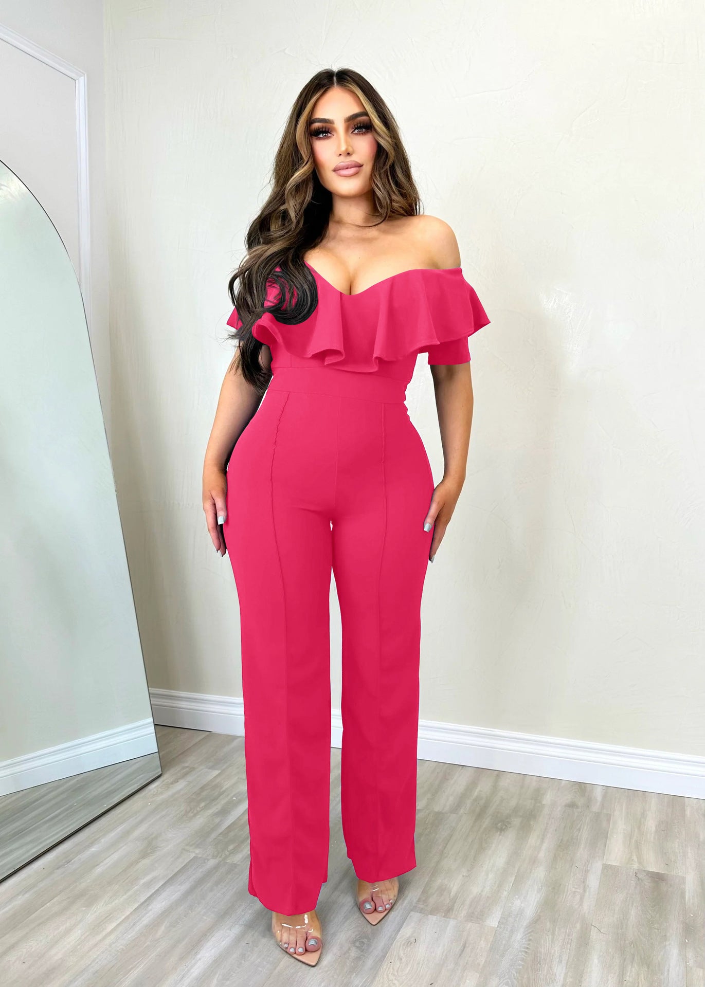 Glamouröser, sexy Jumpsuit mit Volant und Taillenbesatz für Damen