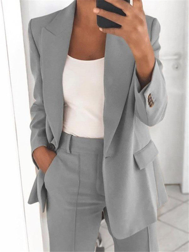 Anmutiger Business-Blazer mit Polokragen für Damen